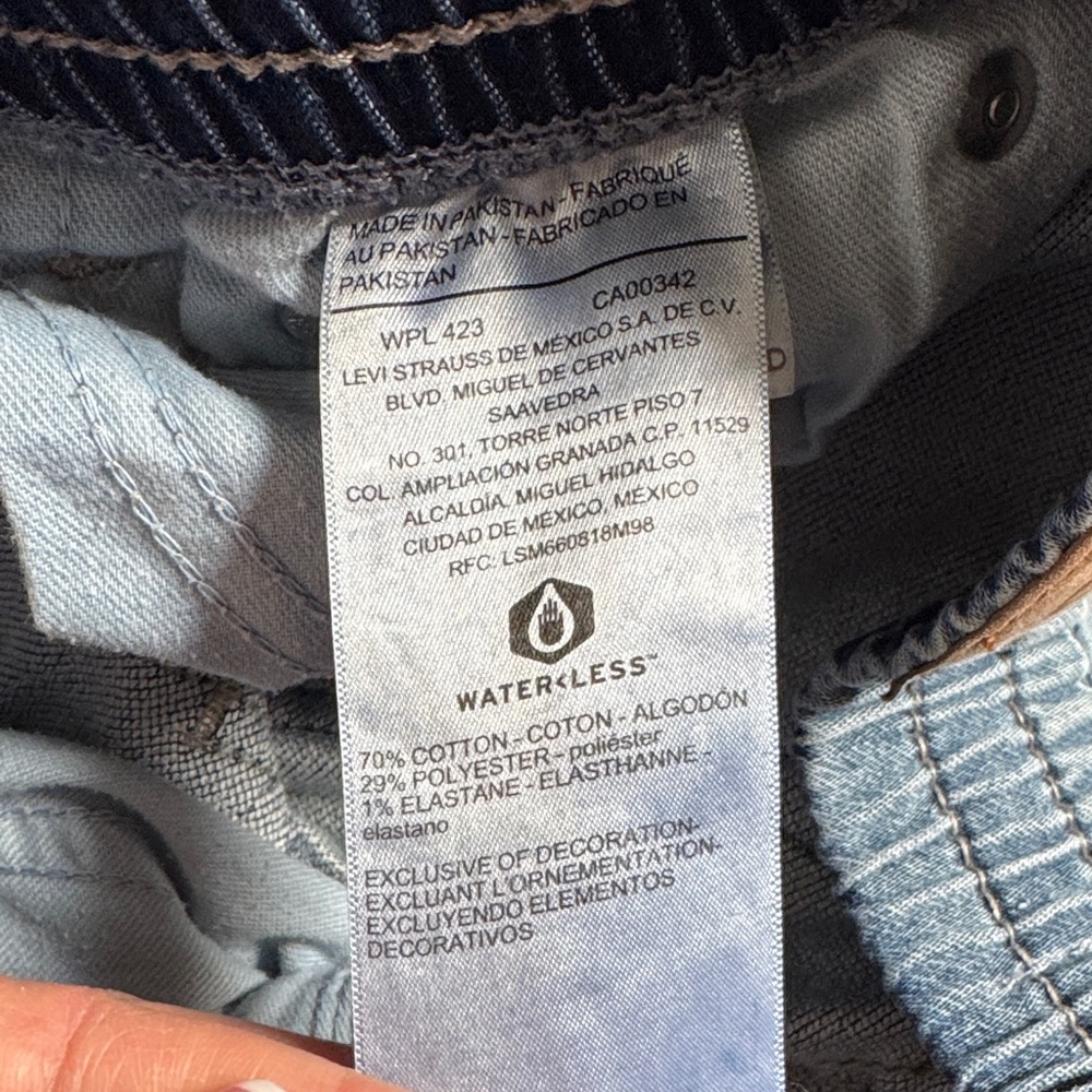 Denizen from Levi's Boys Blue Jeans - Picture 6 of 12